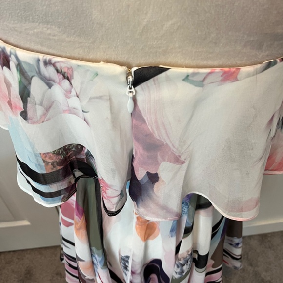 Bebe size 10 dress - Picture 14 of 16